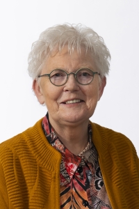 Portretfoto Hannie van den Dungen