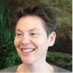 Portretfoto Petra Mackowiak
