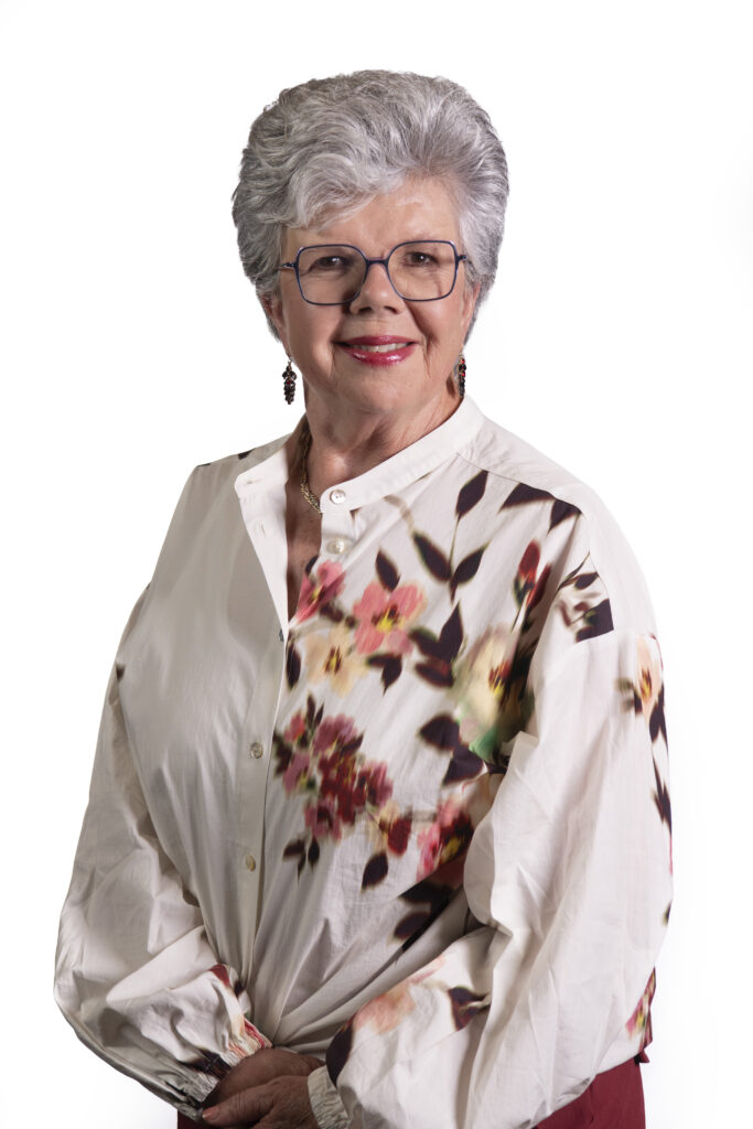Portretfoto Loes Heijs