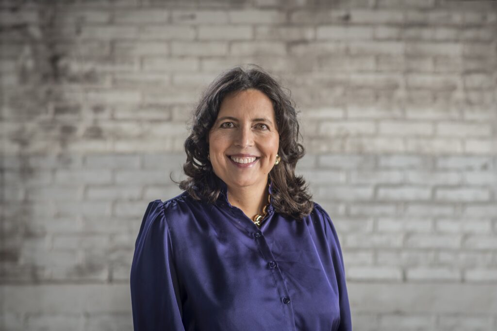 Portretfoto Annemarie van Eenennaam